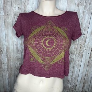Truly Madly Deeply Celestial Sun Moon Cropped Tee Maroon Gold Size Small